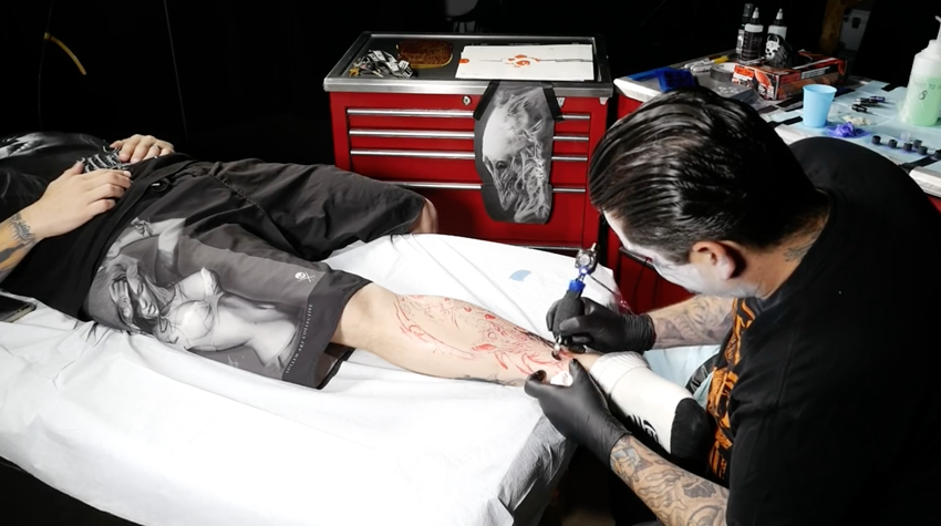 Jeremiah Barba - TATTOOING LIVE - Sullen TV