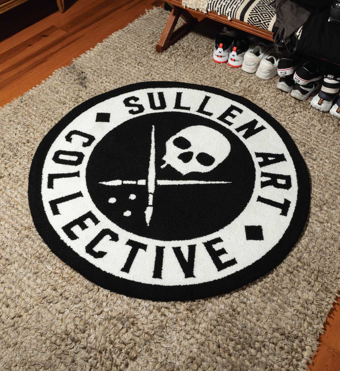 BOLT FLOOR MAT -