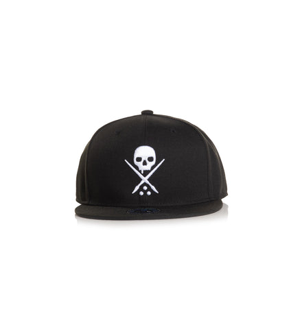 Badge Fitted Hat - Black