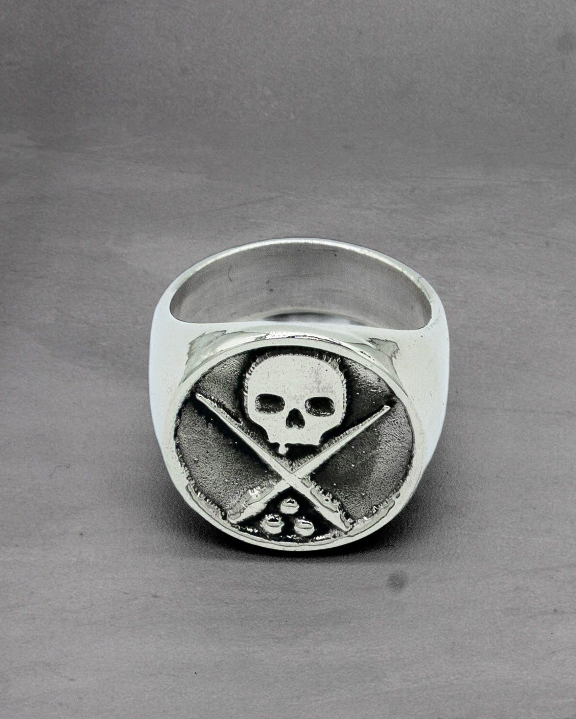 Badge Ring - Big