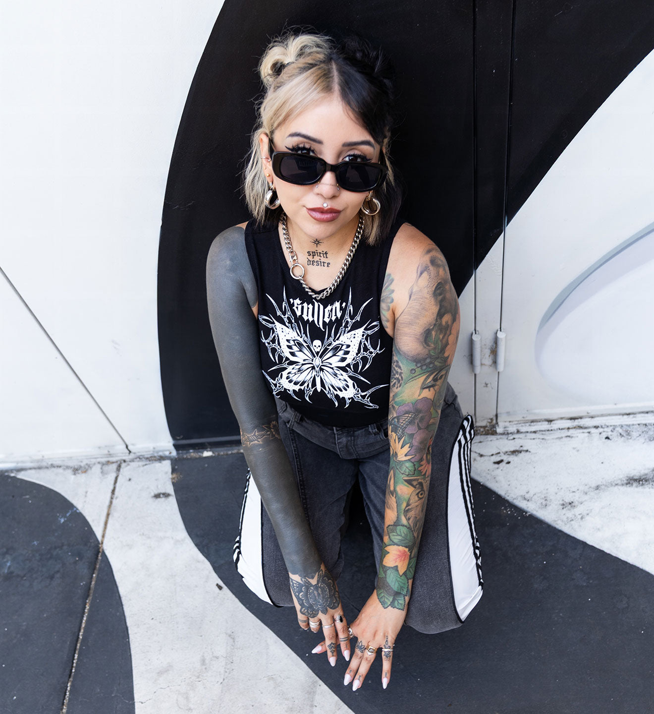 Hexwing Crop - Black