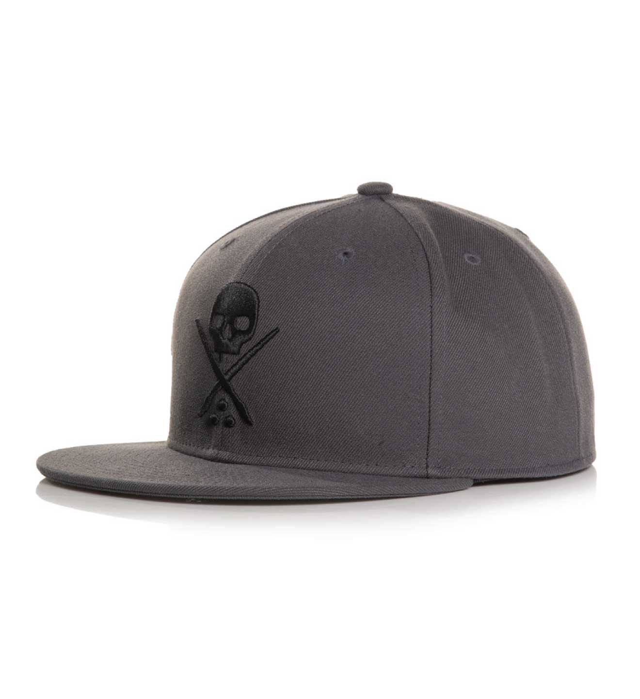 Gorro ajustado con insignia - Negro